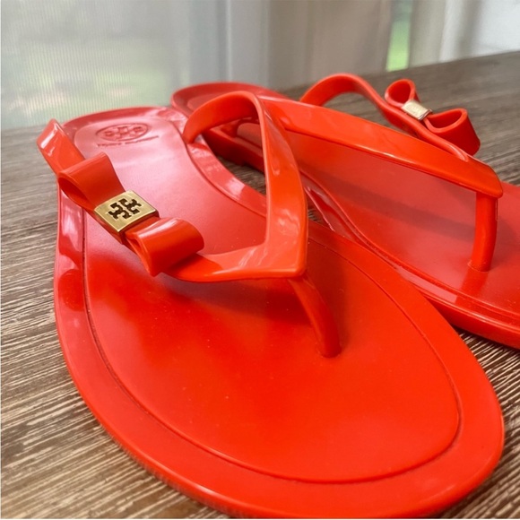 Tory Burch Thong Sandals Orange Size 9 Jelly Thong (Hard plastic)Gold Bow detail - Picture 3 of 7